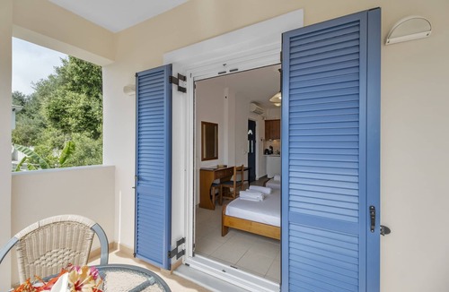 Vassiliki Apartment | Studio Apartment 'Panorama 3' with Sea View, Wi-Fi and Air Conditioning
