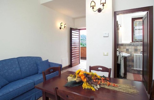 San Mariano Apartment | Studio Apartment - Park View