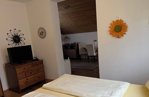 Munchen District Apartment | Studio Apartment Planegg 45sqm
