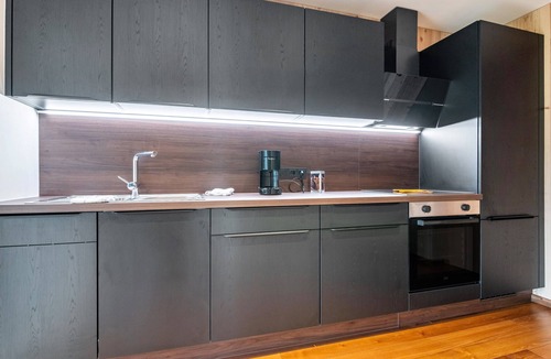 Stelvio Apartment | Studio Apartment 'Rumwaldhof Arnika' with Mountain View, Shared Terrace and Wi-Fi