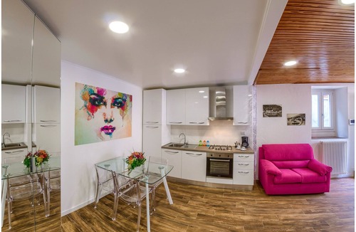 Consiglio di Rumo Apartment | Studio Apartment Sale & Pepe
