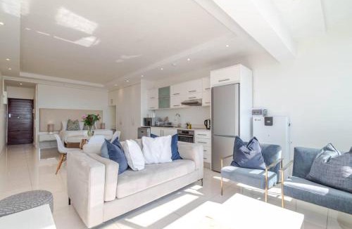 Mouille Point Apartment | Studio Apartment Sandringham 37