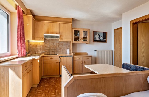 Maranza Apartment | Studio Apartment 'Spinges' with Mountain View, Private Terrace and Wi-Fi
