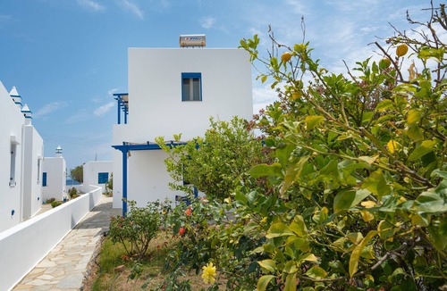 Serifos Apartment | Studio Apartment 'Studios Ninemia Serifos 3' with Sea View, Wi-Fi and Air Conditioning