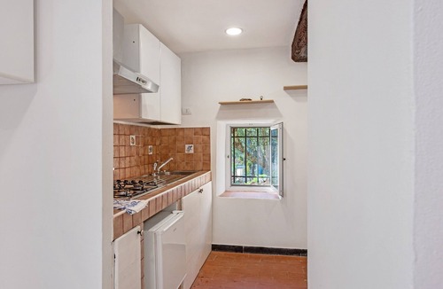Zoagli Apartment | Studio Apartment 'Tavernetta in Campagna' with Sea View, Shared Terrace and Shared Garden