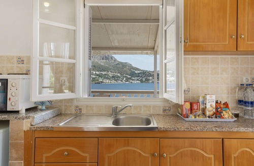 Telendos Apartment | Studio Apartment 'Telendos' with Sea View, Wi-Fi and Air Conditioning