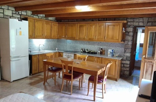 Mouzaki Apartment | Studio Apartment "Tsarouxi Village 2" with Mountain View, Private Terrace & Wi-Fi
