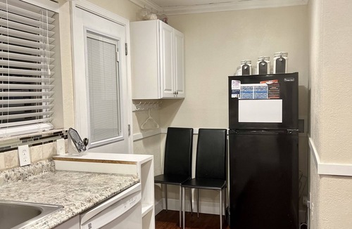 Westbury Apartment | Studio Apartment