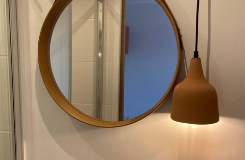 Quintal Apartment | Studio apartment with a garden, near Annecy.