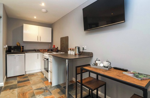 Alcombe Cottage | STUDIO APARTMENT, with a garden in Minehead