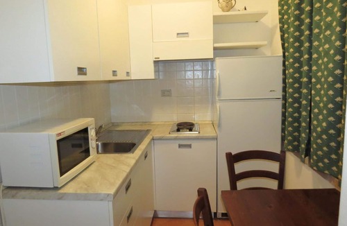 Pomaia Apartment | Studio apartment with private garden and panoramic view