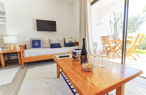 Albufeira Apartment | Studio Apartment with Swimming Pool at São Rafael Beach - Albufeira