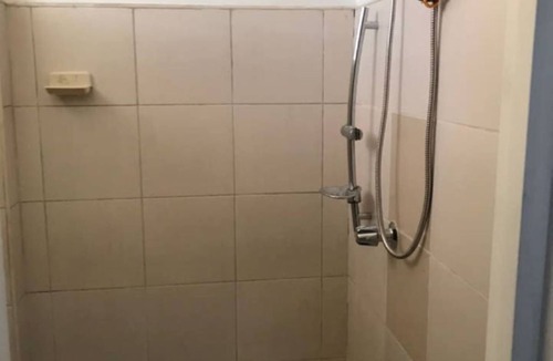 Molo Apartment | Studio Apartment with Queen Size Bed