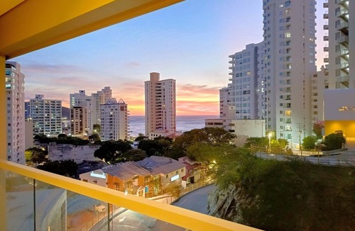 El Rodadero Apartment | Studio Apartment with Seaviews - Ambar Roca SM85