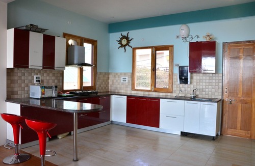 Sanjauli Apartment | Studio apartment with stunning views
