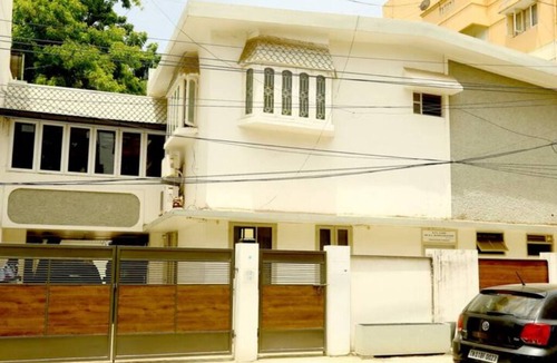 Royapettah Apartment | Studio Apartments In City center