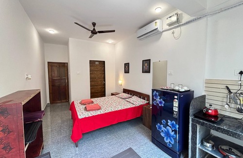 Arambol Apartment | Studio Arambol Hideaway R4 by Mukund Sadan Arambol
