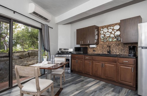 Estate Peterborg House | Studio at Chateau Nightwind w/Awesome BVI Views