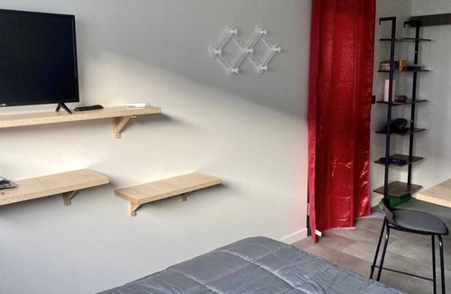 Heuze - Saint-Georges Apartment | Studio Atypique le Mans Proche Gare et Chemin de Halage