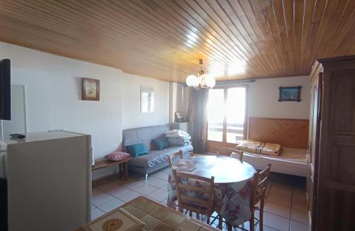 Montgenevre Apartment | Studio au cœur de Montgenèvre, balcon sud, parking inclus, animaux acceptés - FR-1-445-79