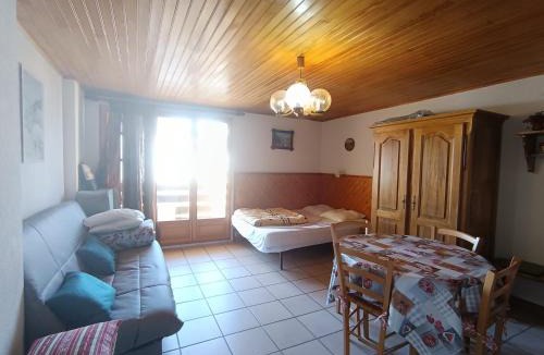 Montgenevre Apartment | Studio au cœur de Montgenèvre, balcon sud, parking inclus, animaux acceptés - FR-1-445-79