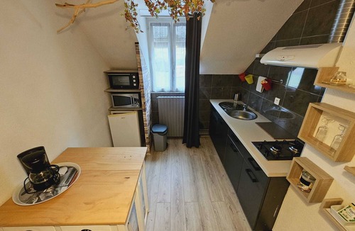 Rignac Apartment | Studio * Au petit bois; near Rocamadour