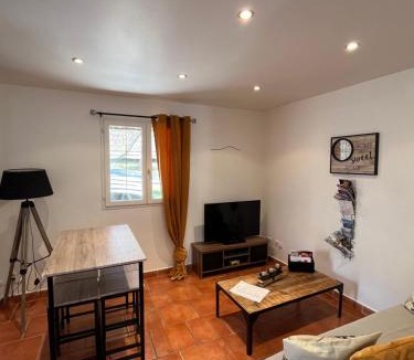 Puyloubier Apartment | Studio au Pied de la ste Victoire