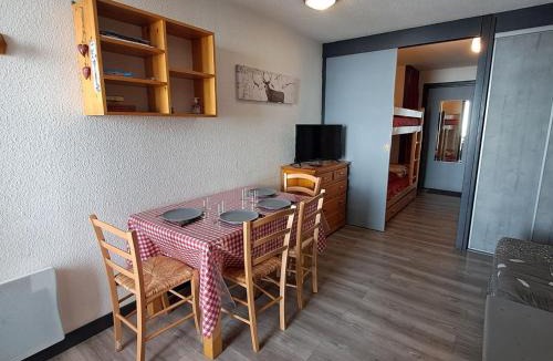 Mont-de-Lans Apartment | Studio avec animaux admis - 3 pers. - FR-1-516-228