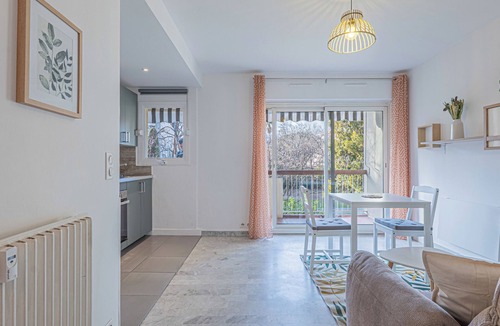 La Bocca Apartment | Studio avec balcon et parking proche plages