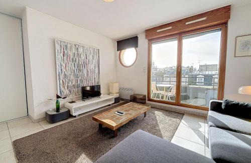 Granville Apartment | Studio avec Balcon et Parking à 50m de la Plage, Centre de Granville - FR-1-361-337