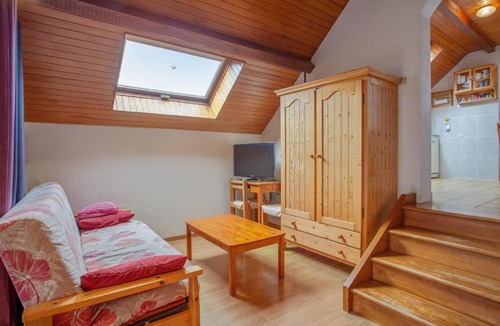 La Garde Apartment | Studio avec jardin amenage et wifi a La Garde a 8 km des pistes