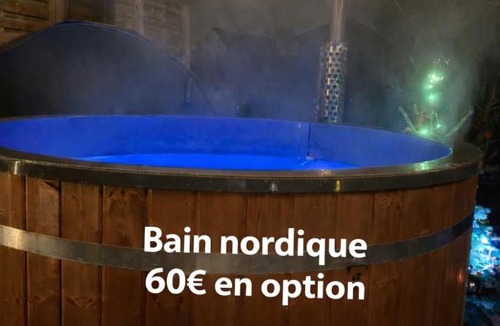 Lestrem Apartment | studio Avec piscine et Spa Privatif Extérieur 4 personnes