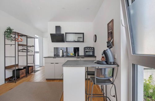 Hochzoll-Nord Apartment | Studio 'Ay Homes 08' with Balcony and Wi-Fi
