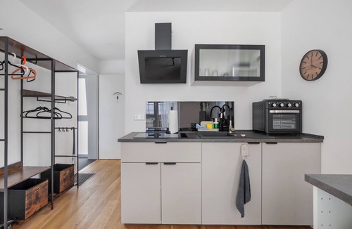 Hochzoll-Nord Apartment | Studio 'Ay Homes 08' with Balcony and Wi-Fi