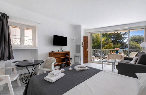 Cap d'Ail Apartment | Studio Azur, Cap D'ail, France