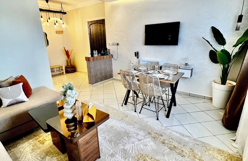Cite El Houda Apartment | Studio B living