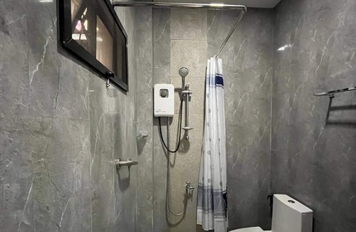 Dauis Apartment | Studio B, Loft (M&K’s Guest House)