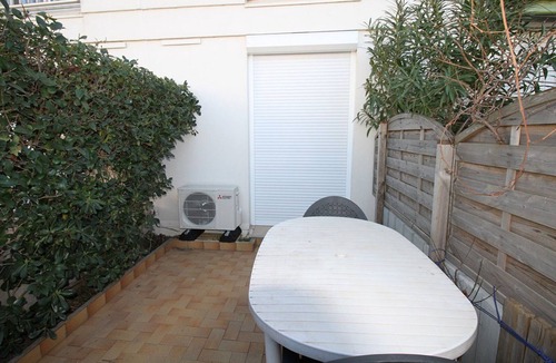 Balaruc-les-Bains Apartment | Studio Balaruc-les-Bains, studio flat, 2 persons