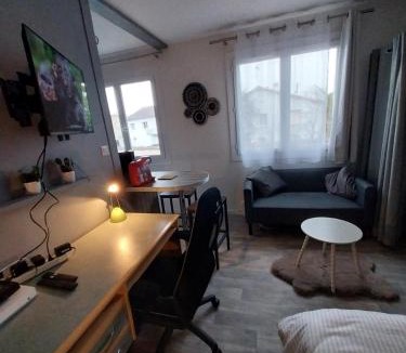 Goise-Champommier-Champclairot Apartment | Studio Beauséjour