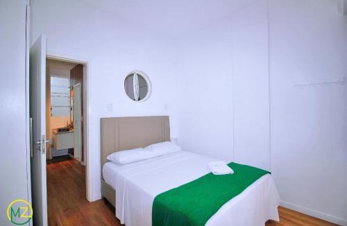 Leme Apartment | Studio besides the Beach at Leme
