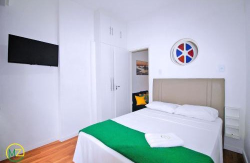 Leme Apartment | Studio besides the Beach at Leme