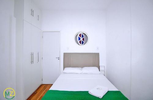 Leme Apartment | Studio besides the Beach at Leme