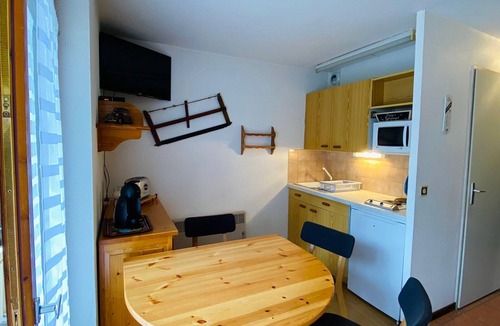Abondance Apartment | Studio between Abondance and La Chapelle - Terrace and Parking