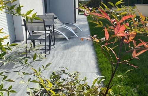 Saint-Prix Apartment | Studio BISTROT near Olympics 2024, garden, terrace, sauna, gym