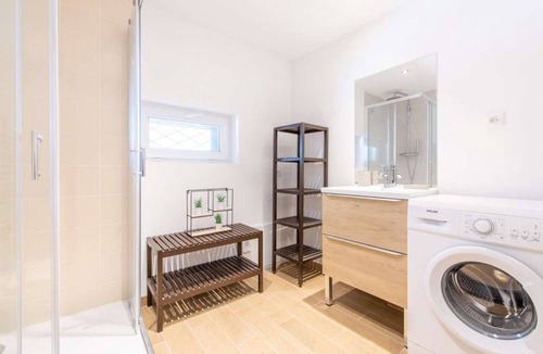4th Arrondissement Apartment | Studio Blancarde 1