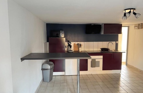 Aulnoy-lez-Valenciennes Apartment | Studio Brownie