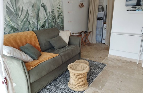 Saint-Just-Luzac Apartment | Studio Bucolique 8 min from the beaches