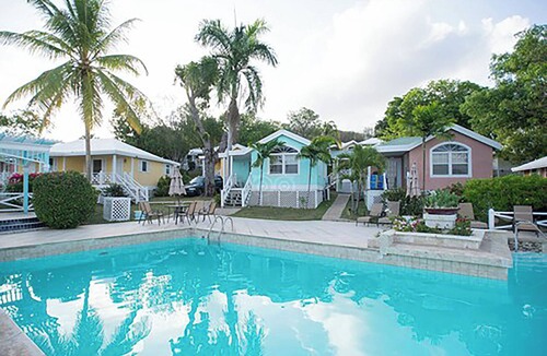 Estate Shoys House | Studio Bungalow-Bungalows on the Bay