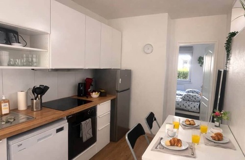 Illkirch-Graffenstaden Apartment | Studio Cosy - Tram 7 min | Car park |