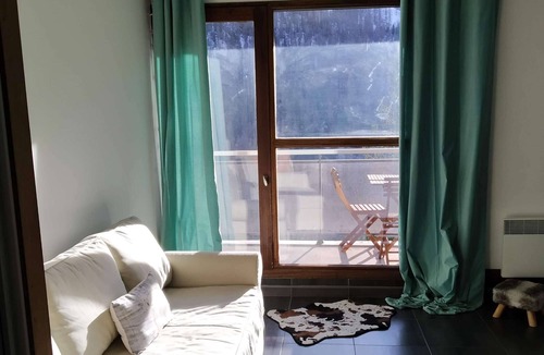 Saint-Etienne-de-Tinee Apartment | Studio Constellations d'Auron